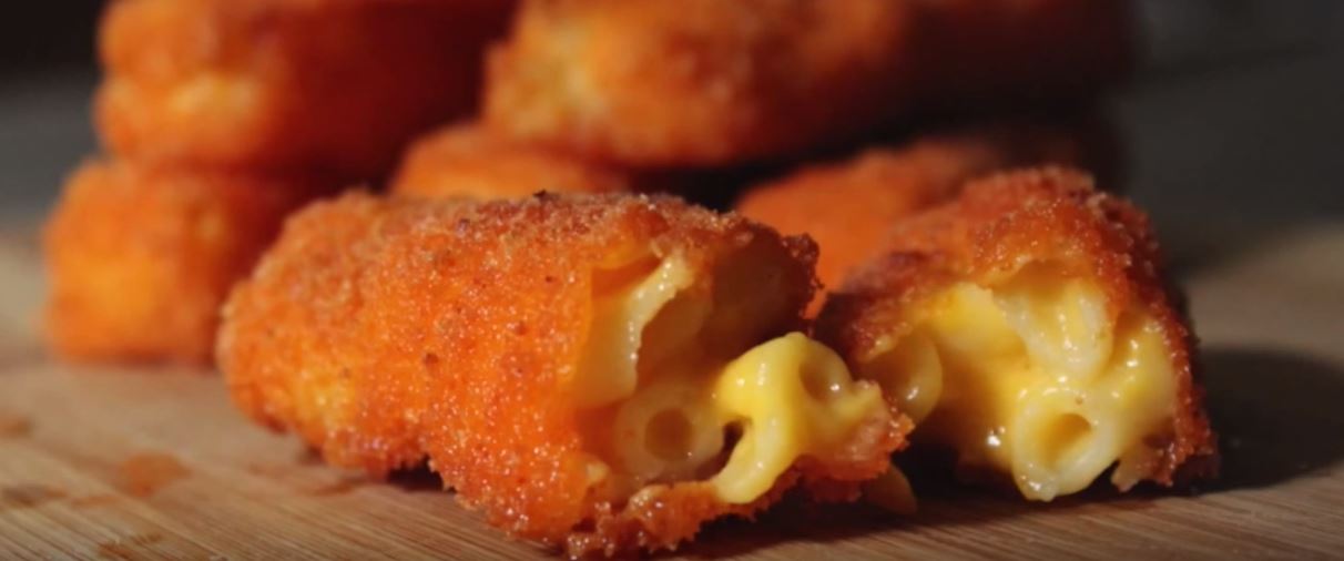 Mac n Cheetos